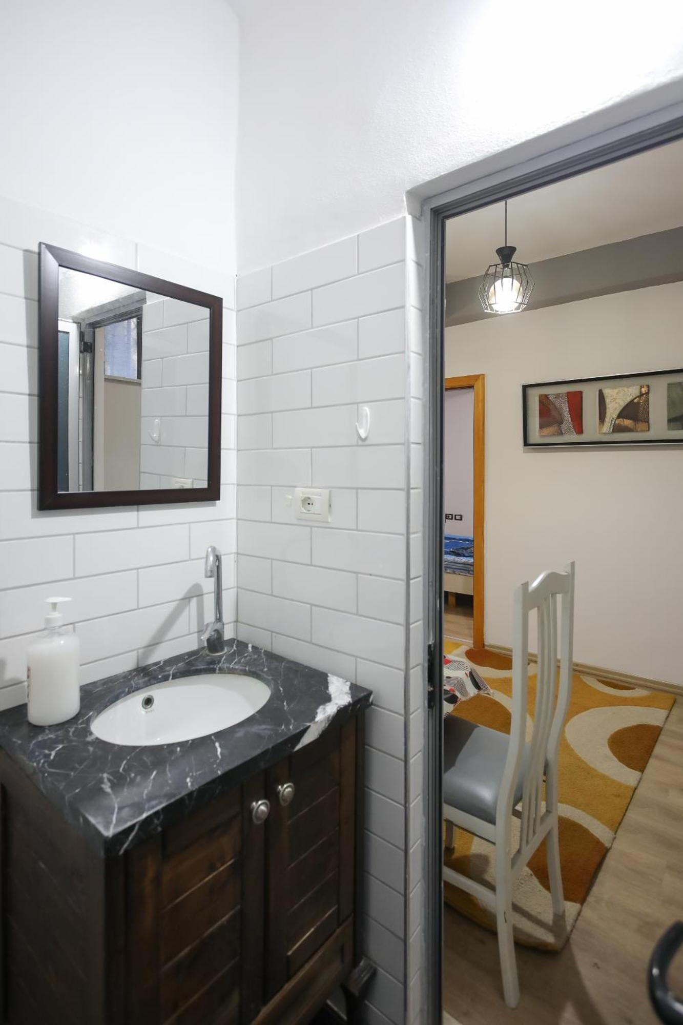 Super Apartment In The Ancient Roman Amphitheater Дуррес Экстерьер фото