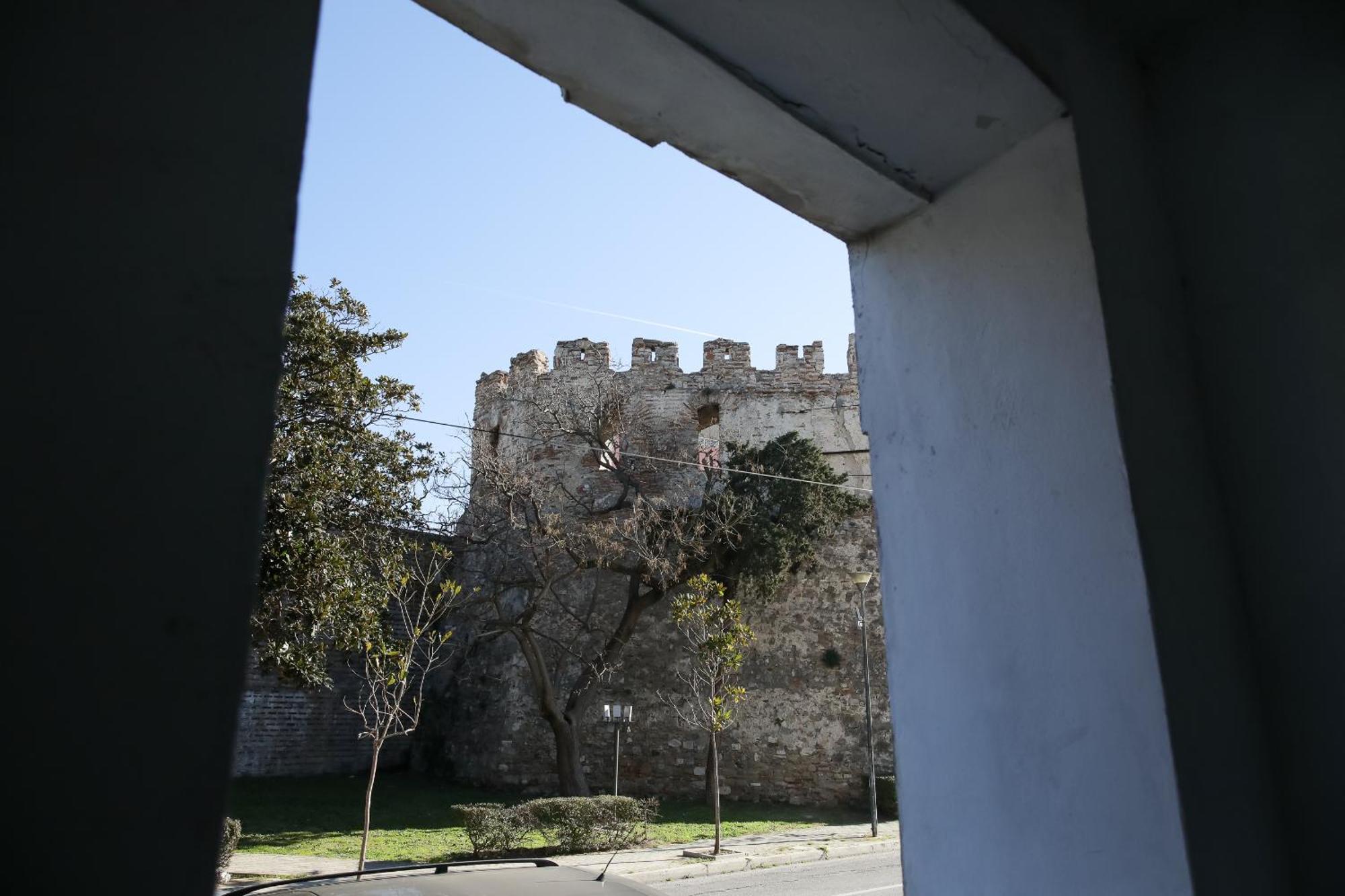 Super Apartment In The Ancient Roman Amphitheater Дуррес Экстерьер фото